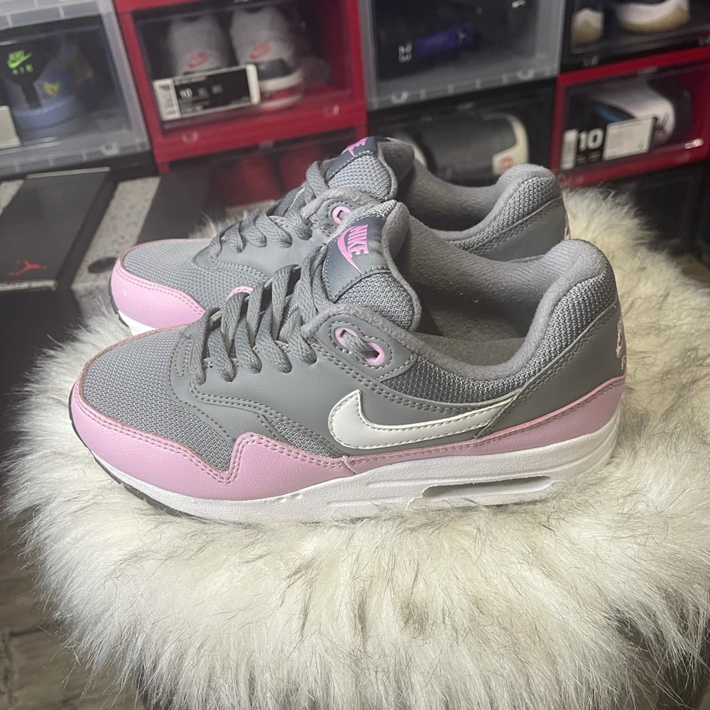 Nike air max